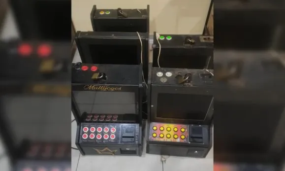 Polícia apreende máquinas caça-níqueis durante fiscalização em bar de Arapongas