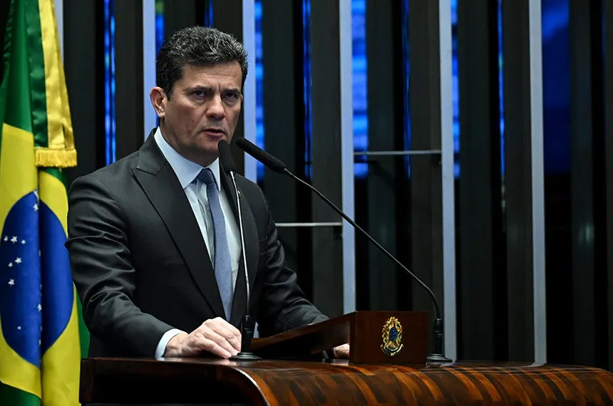 Pesquisa mostra Moro isolado na liderança mesmo com alta indecisão
