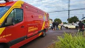 Jovem perde controle de moto elétrica e cai em ribanceira no Paraná